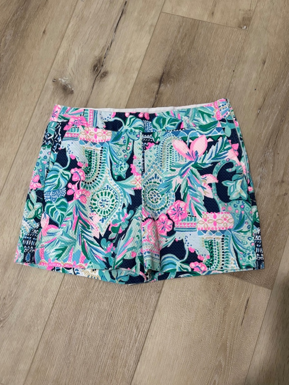 Lilly Pulitzer shorts floral size 0 side zip